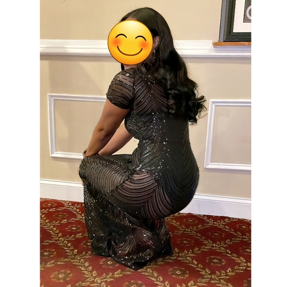 Club L high neck sequin maxi dress - Picture 5 of 5